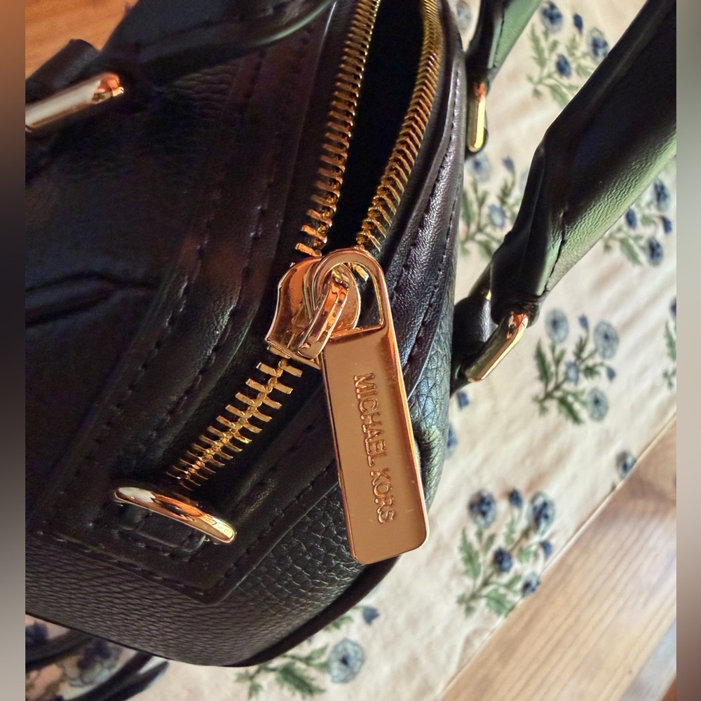 MICHAEL KORS Black Leather Mini Satchel - Picture 4 of 12